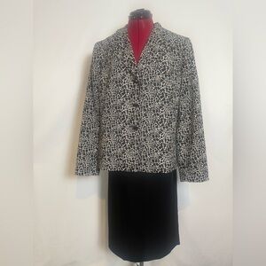 Le Suit Skirt Suit Woman's Size 14 Black & White 2-Piece Set Blazer & Skirt
